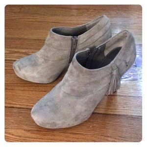 Me Too Suede Beige Booties